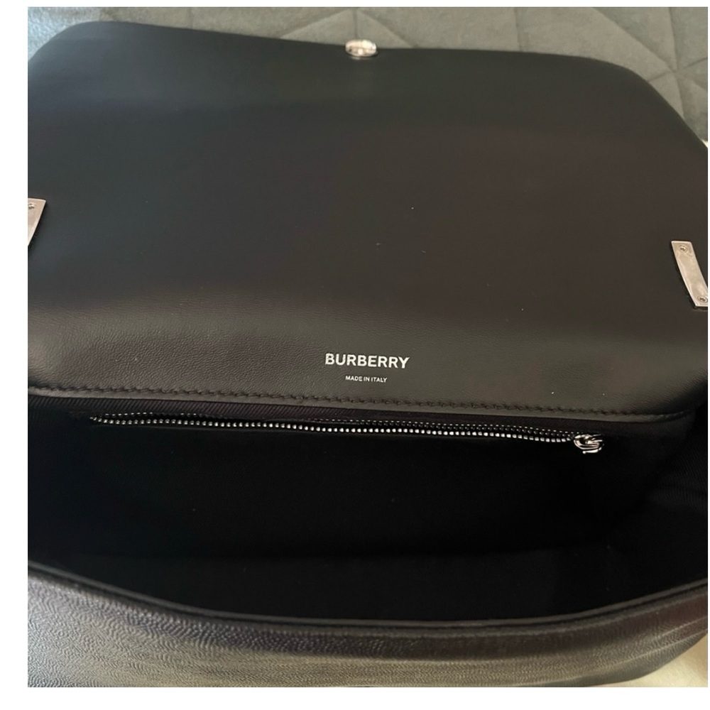 ‼️WOW‼️BURBERRY LOLA LEATHER BAG‼️ 100% AUTHENTIC‼️ - Picture 10 of 15